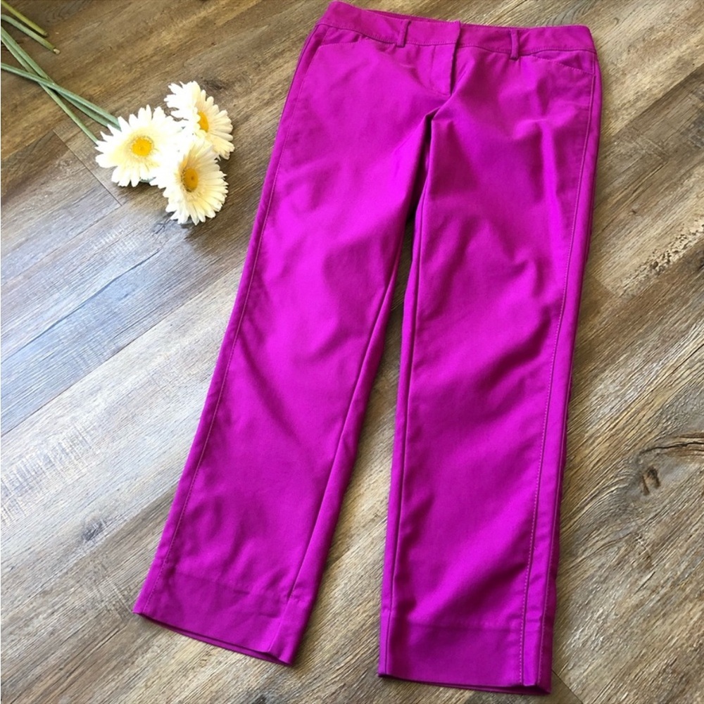 White House Black Market magenta crop pants size 4
